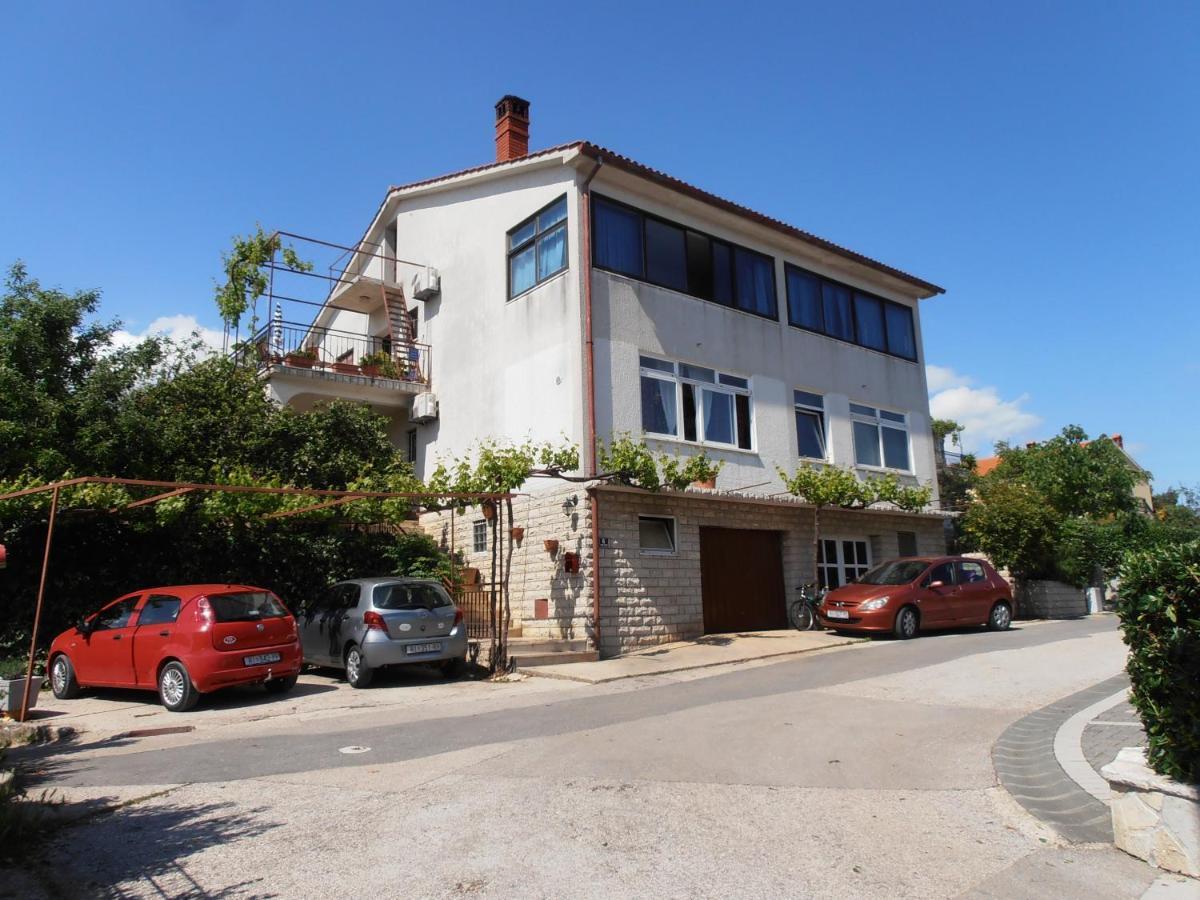 Apartments Bozica Krk Town Exterior photo