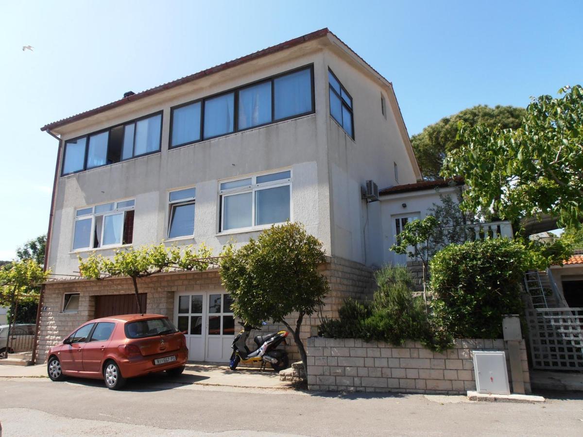 Apartments Bozica Krk Town Exterior photo